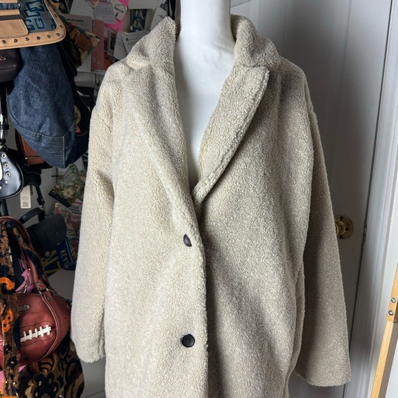 Daily Ritual Teddy Coat Large - Picture 2 of 7